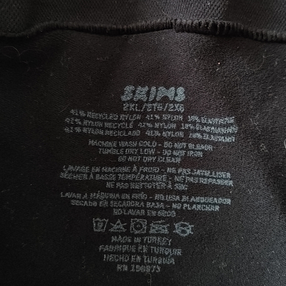 SKIMS High Waisted Brief Black Shapewear - Picture 9 of 12